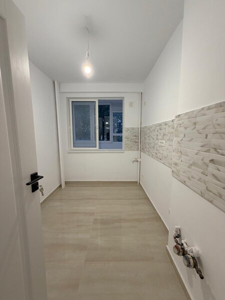 Dristor, Baba Novac, 3 camere, 2 balcoane