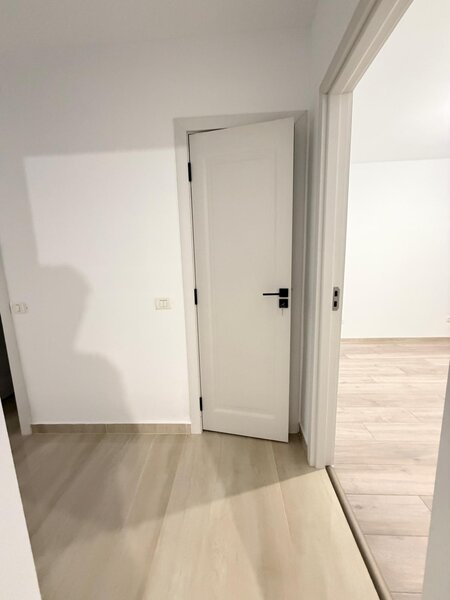 Dristor, Baba Novac, 3 camere, 2 balcoane